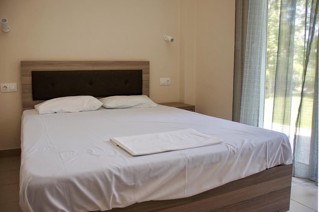 Priona Rooms Paralía Skotínis 외부 사진